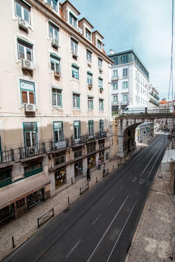Hostel Walk'In Sodre Lizbona Zewnętrze zdjęcie